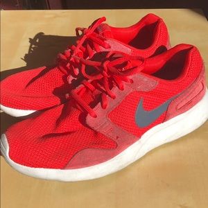 Nike Men’s Sneakers Size 10 Red